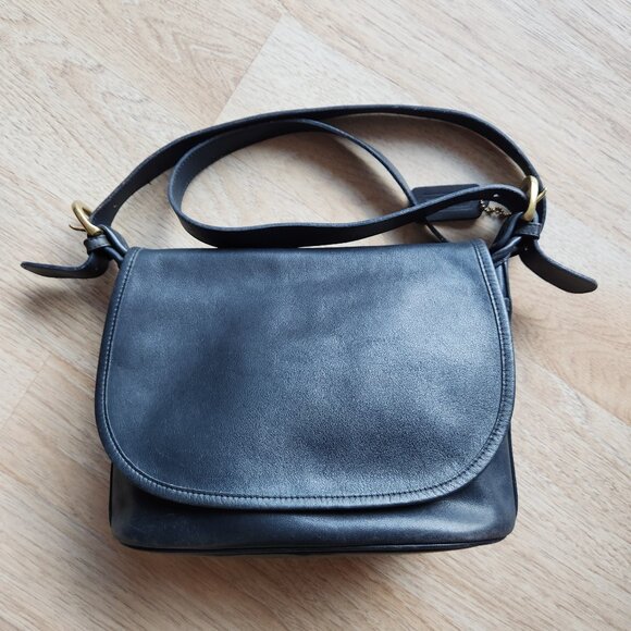 Vintage Coach 4150 Made in USA Fletcher Saddle Bucket Crossbody Bag Flap Black - Picture 1 of 11